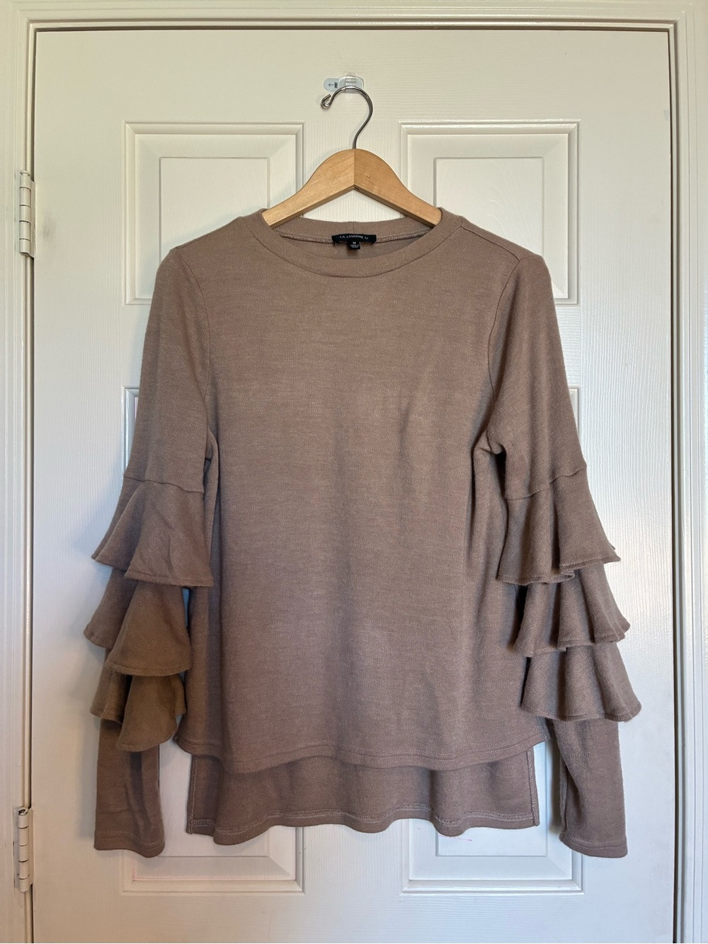 Women’s Ruffle Sleeve Knit Top - Taupe